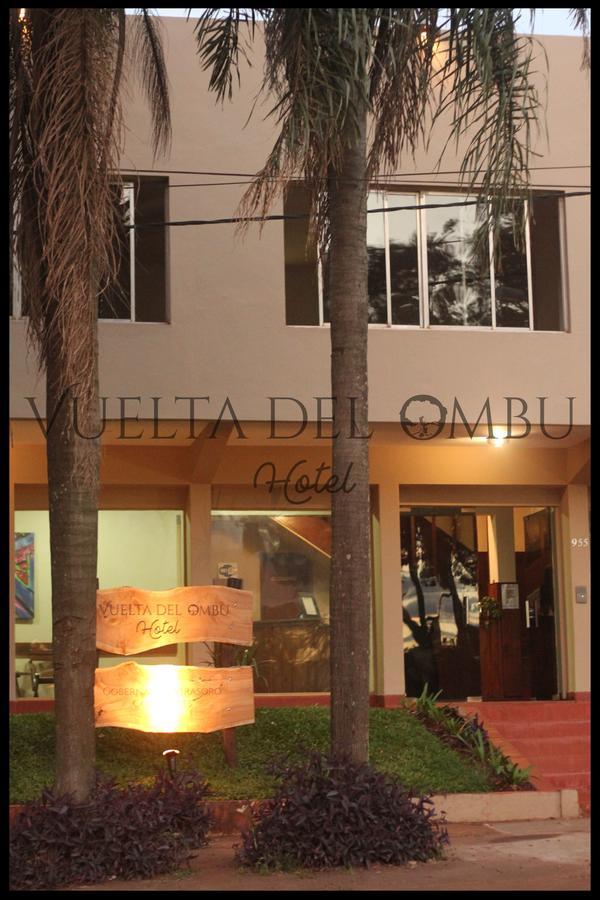 Hotel Vuelta del Ombu Gobernador Virasora Buitenkant foto